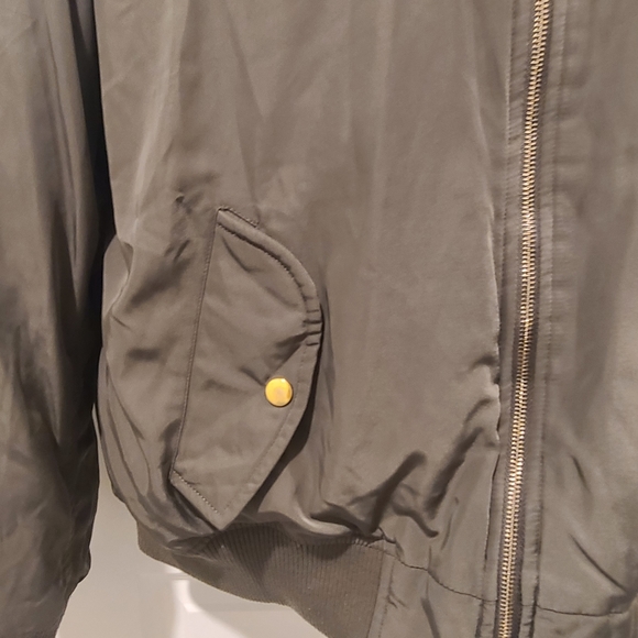 Forever 21 bomber jacket M - Picture 3 of 7